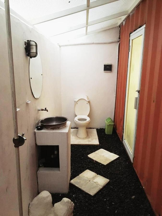 Kubu Container Hotell Uluwatu Exteriör bild