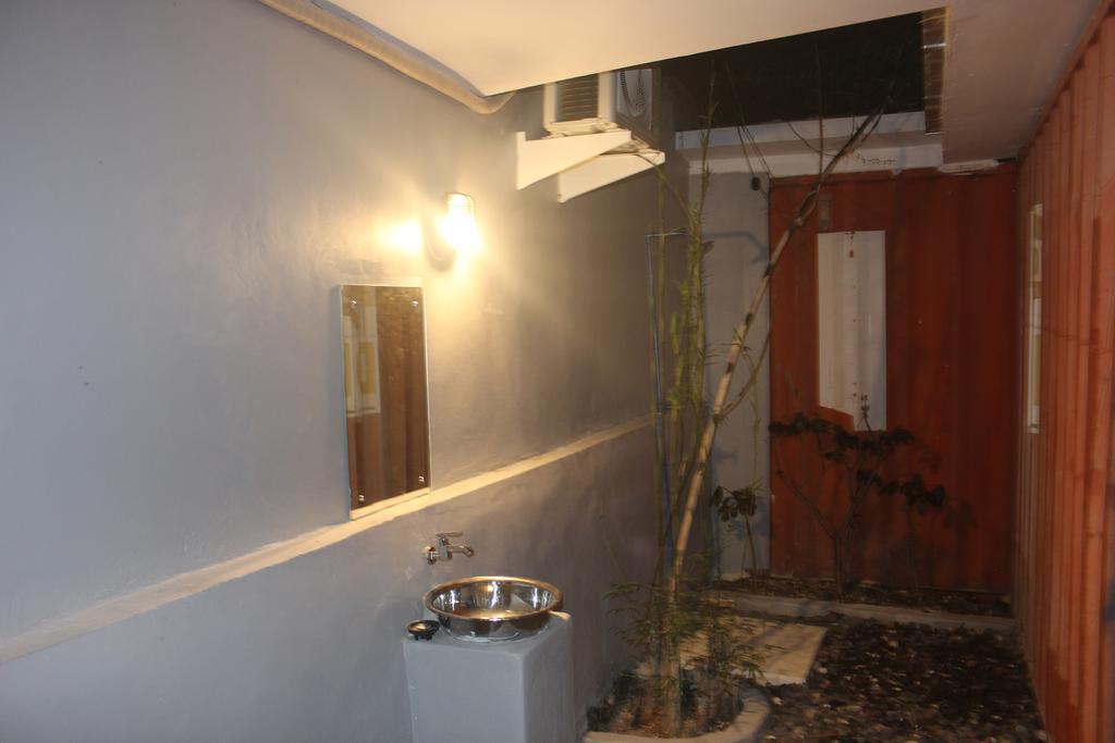 Kubu Container Hotell Uluwatu Exteriör bild
