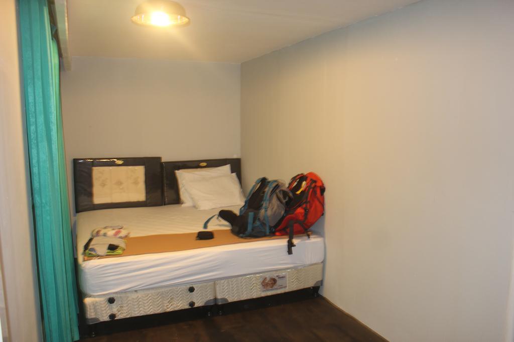 Kubu Container Hotell Uluwatu Exteriör bild