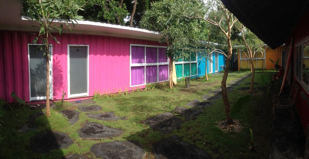Kubu Container Hotell Uluwatu Exteriör bild