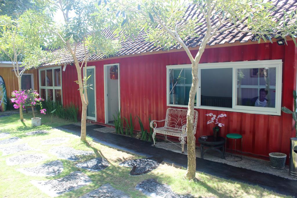 Kubu Container Hotell Uluwatu Exteriör bild