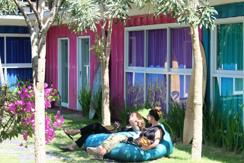 Kubu Container Hotell Uluwatu Exteriör bild