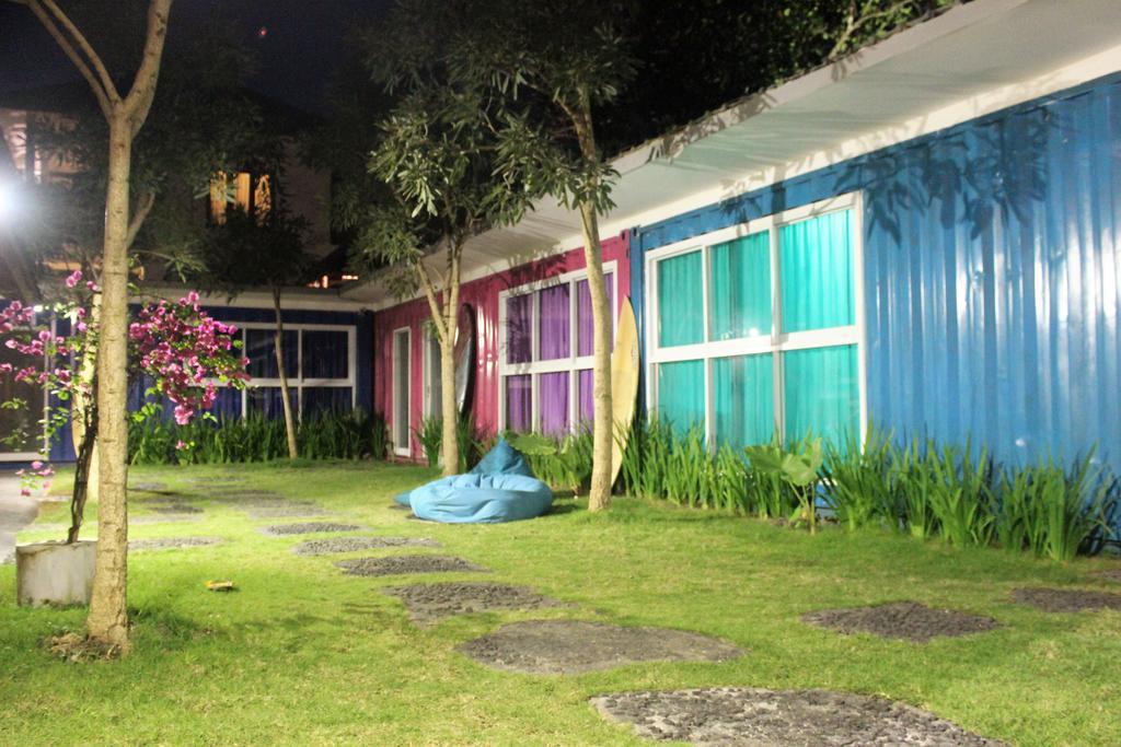 Kubu Container Hotell Uluwatu Exteriör bild