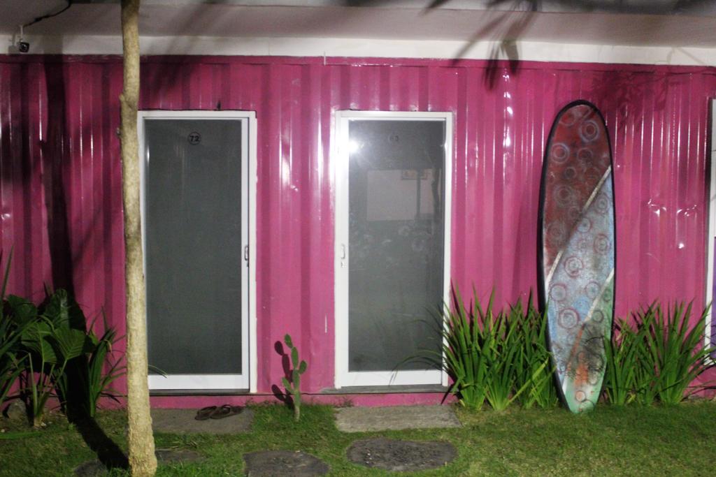 Kubu Container Hotell Uluwatu Exteriör bild
