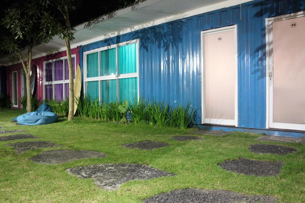Kubu Container Hotell Uluwatu Exteriör bild