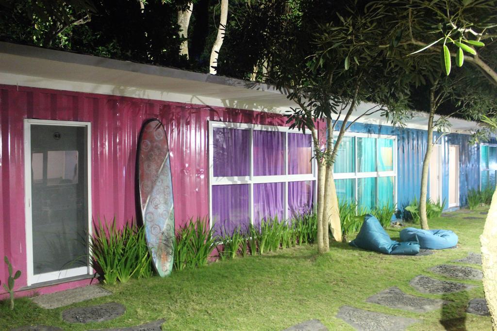 Kubu Container Hotell Uluwatu Exteriör bild